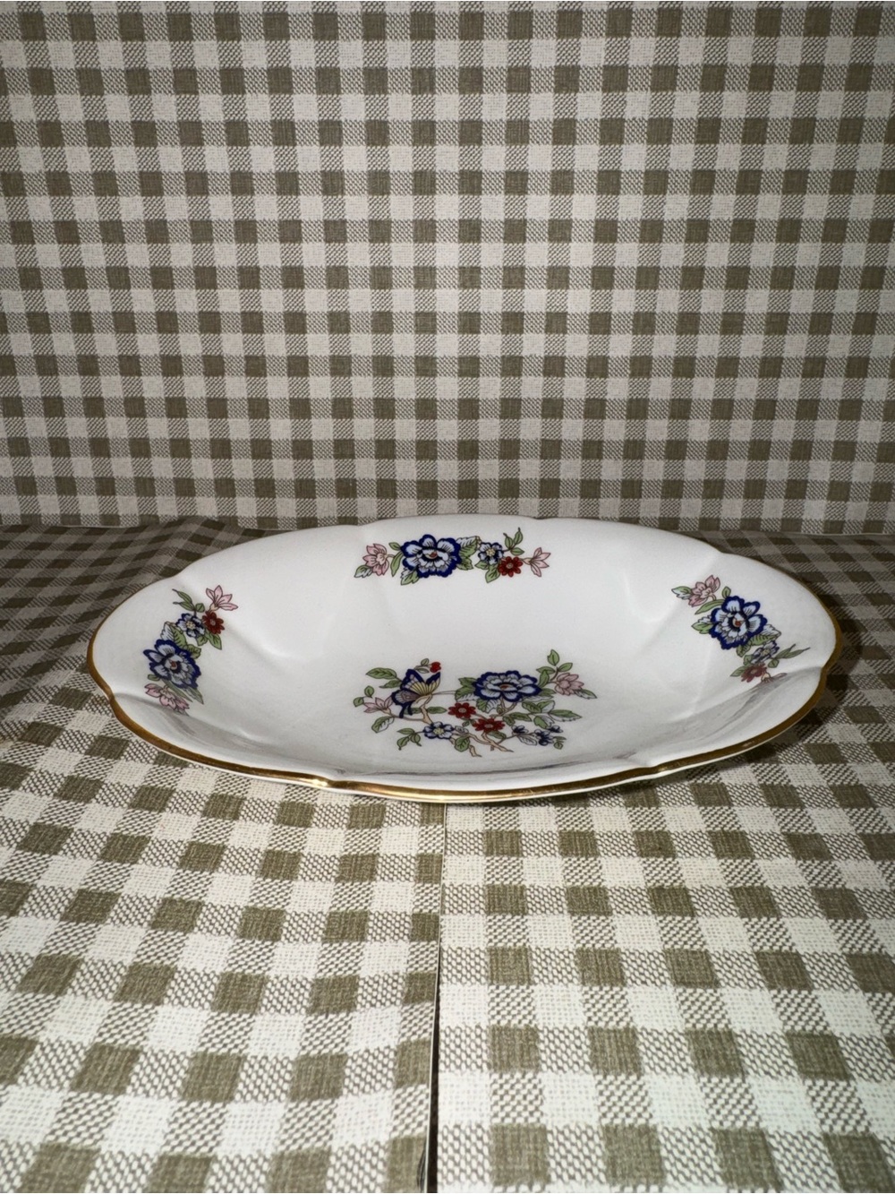 Royal Tara White Floral with butterfly small Serving dish with Gold Trim - Picture 2 of 5